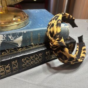 Leopard Print Knotted Headband New! Fashion Headband for Women & Girls Wide Top
